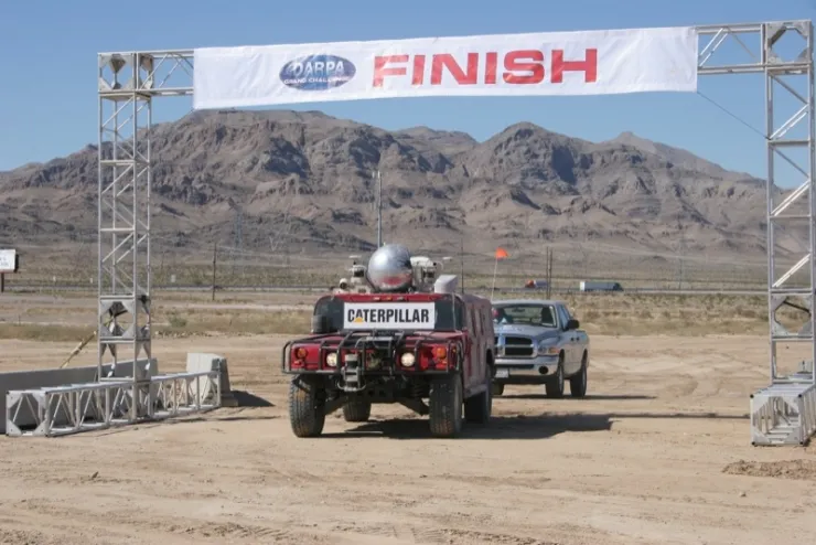 CMU为何意外输掉2005年DARPA挑战赛?谜题终于解开!