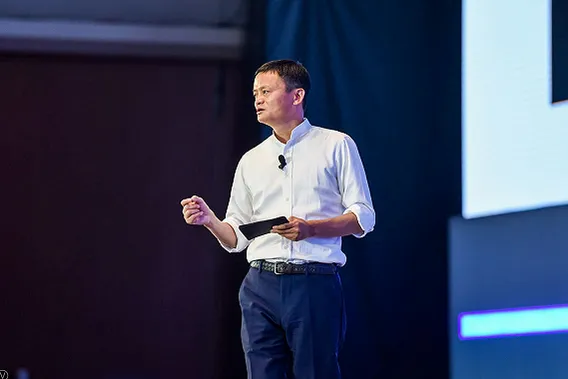 关于AI的方方面面，参加世界智能大会的李彦宏和马云说了很多