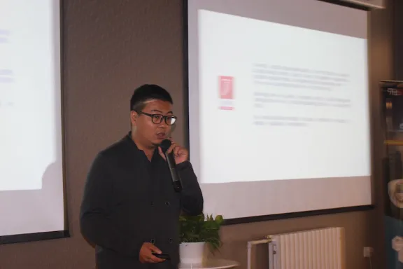 VR训练营第一期：聊聊全景拍摄和直播那点事