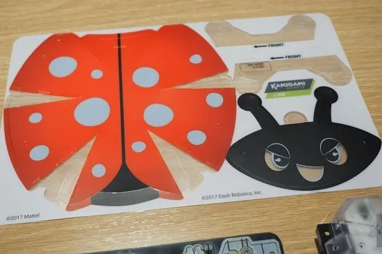 这款折纸机器人玩具,可以帮助孩子学习编程和Robot知识