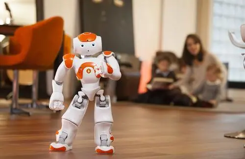 MIT研发团队开发出新系统，想要教会机器人真正理解人类说话