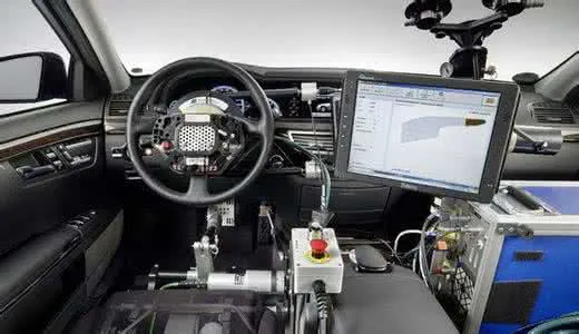 从有人驾驶到无人驾驶,AR将成为过渡的关键因素