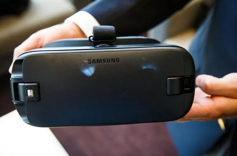 百花齐放,繁荣和瓶颈同在,2016年VR AR产业梳理