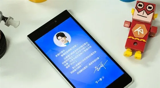 格力手机“跳票”认怂？当真你就输了4