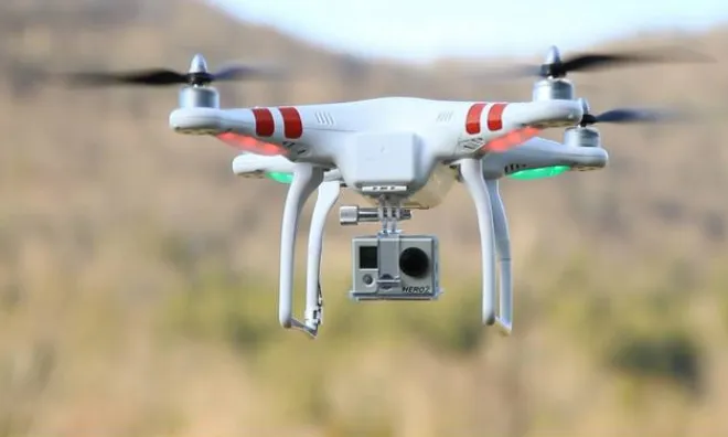 2016年无人机营业收入高达2.21亿元，“黑飞”现象令人更加头疼