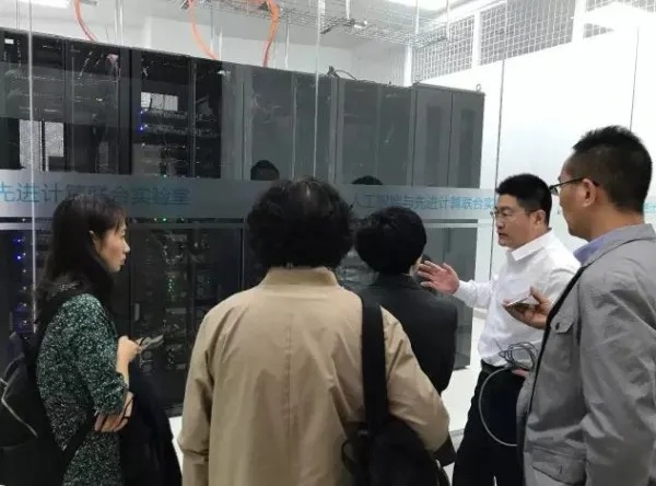 触摸中国人工智能最前线