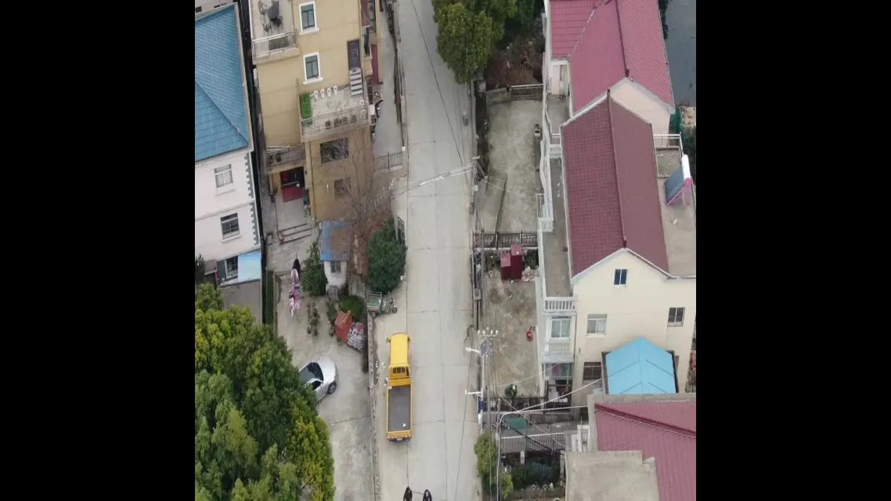 航拍房屋违建检测数据集 原始样本抽帧。