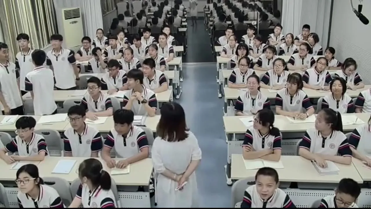 学生课堂行为检测数据集5.99 原始样本抽帧。