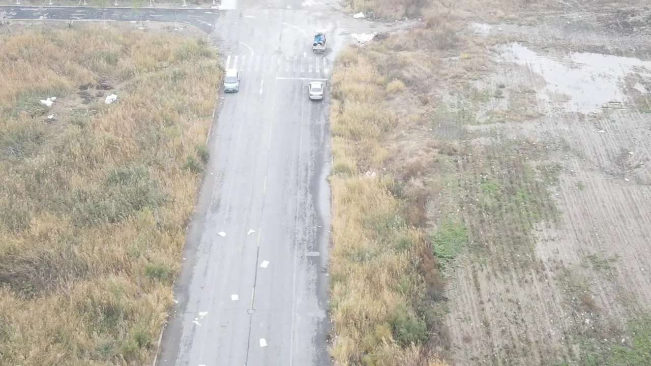 航拍路面杂物抛洒物检测数据集 原始样本抽帧