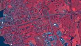 Google Earth Engine——多光谱/潘氏图像集包含了从原始12位数据上移的五个16位波段的图像。B、G、R和近红外波段的分辨率约为每像素2米，而Pan波段的分辨率约为0.8米