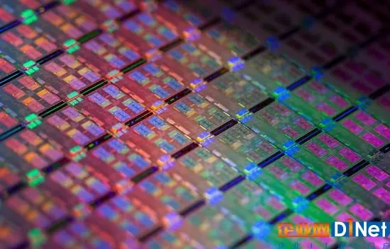 AMD乐了：GF在2018年量产7nm工艺，性能提升40%