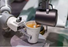 会泡咖啡的机器人问世，AI机器人的工作边界在哪？