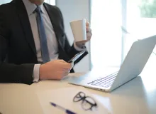 指导：大量联系人电话号码怎么导入iphone苹果手机通讯录？