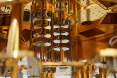 量子计算机实用重要里程碑！英特尔发布首款低温控制芯片Horse Ridge