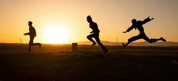 「拆中台」的迷雾散开，阿里打出了一张大家没见过的牌