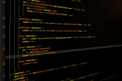 Python 如果做到高并发？