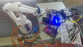 基于STM32与FreeRTOS的四轴机械臂项目-1