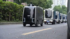 阿里打造全球首个纯机器人送货高校，22个物流机器人进入浙大备战双11