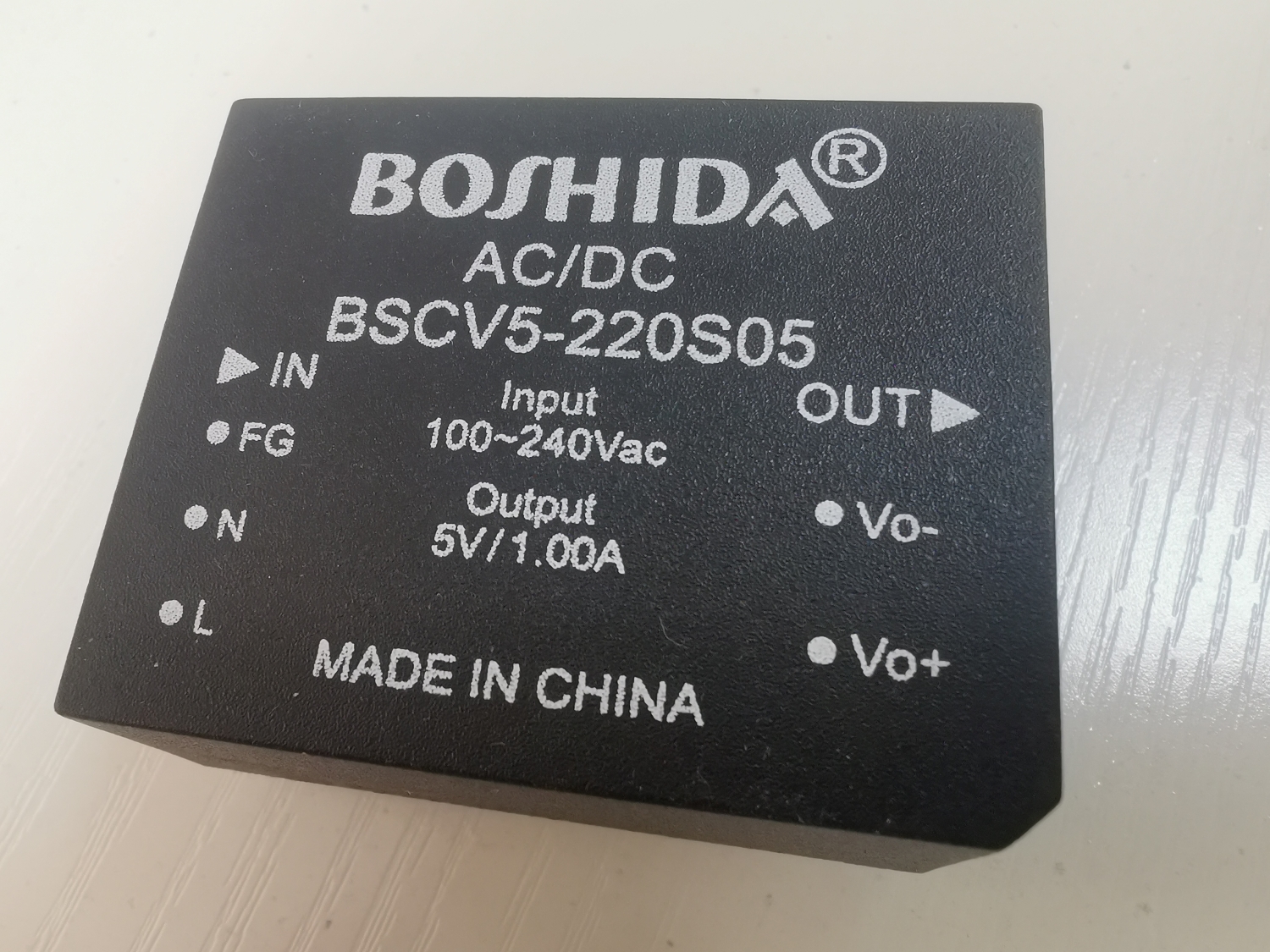 BOSHIDA DC电源模块采用电容滤波器来平滑输出电压