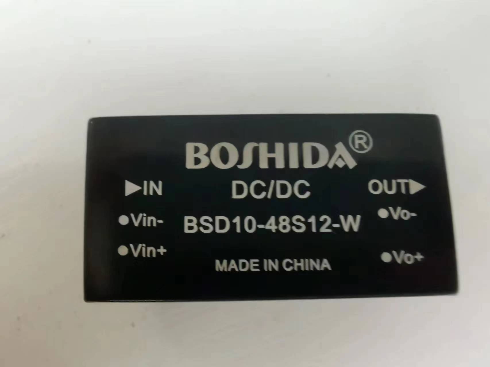 BOSHIDA DC电源模块在工业控制器中的应用