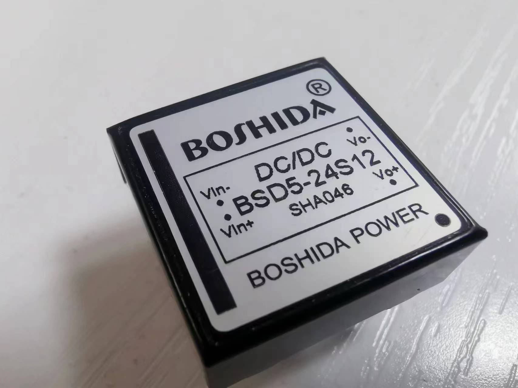 BOSHIDA DC电源模块输出电压的关键参数详细说明