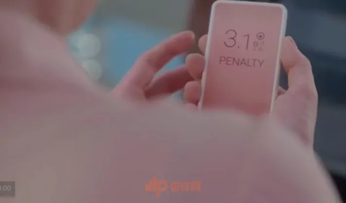 Uber 要给乘客打分，评分低车费高！《黑镜》社交评分一语成谶