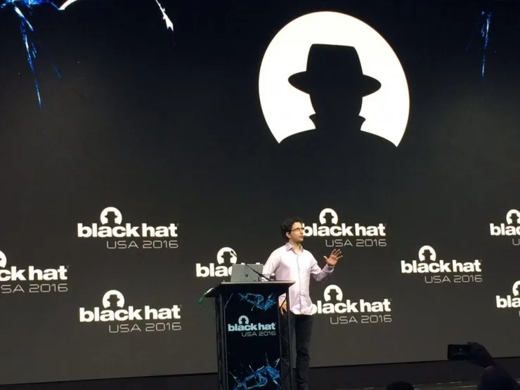 BlackHat专题 | 带你看 BlackHat 现场，全球顶级黑客聚会都做些神马？