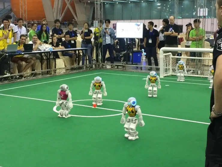 「雷锋前线」带你逛机器人世界杯RoboCup