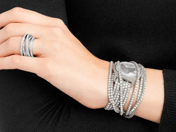 Misfit推出Swarovski Shine，科技朝着快时尚一路狂奔