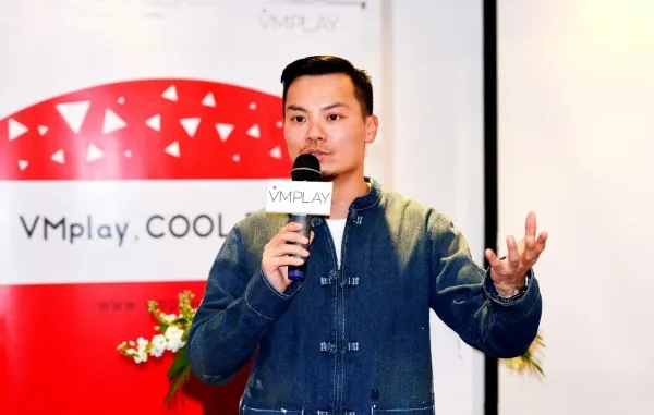 VMplay CEO 艾奇伟:像投影仪一样把App投放到云端