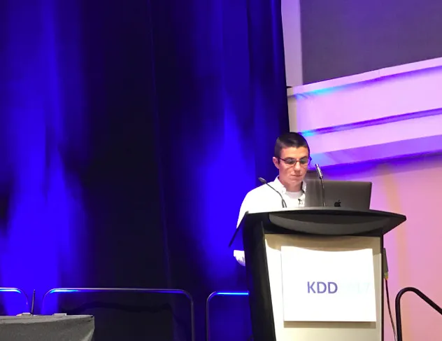 处女作就拿下 KDD 双料最佳论文runner-up，「半路出家」的他用深度学习研究气候问题（附讲解视频）