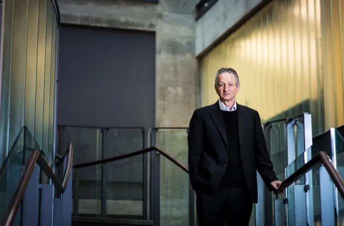 Geoffrey Hinton，让加拿大成为AI创新之地的助推者